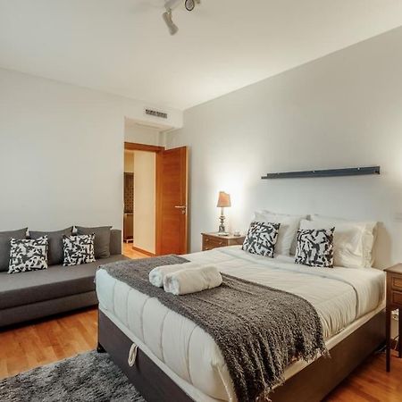 Charmoso Apartamento Sacavém エクステリア 写真