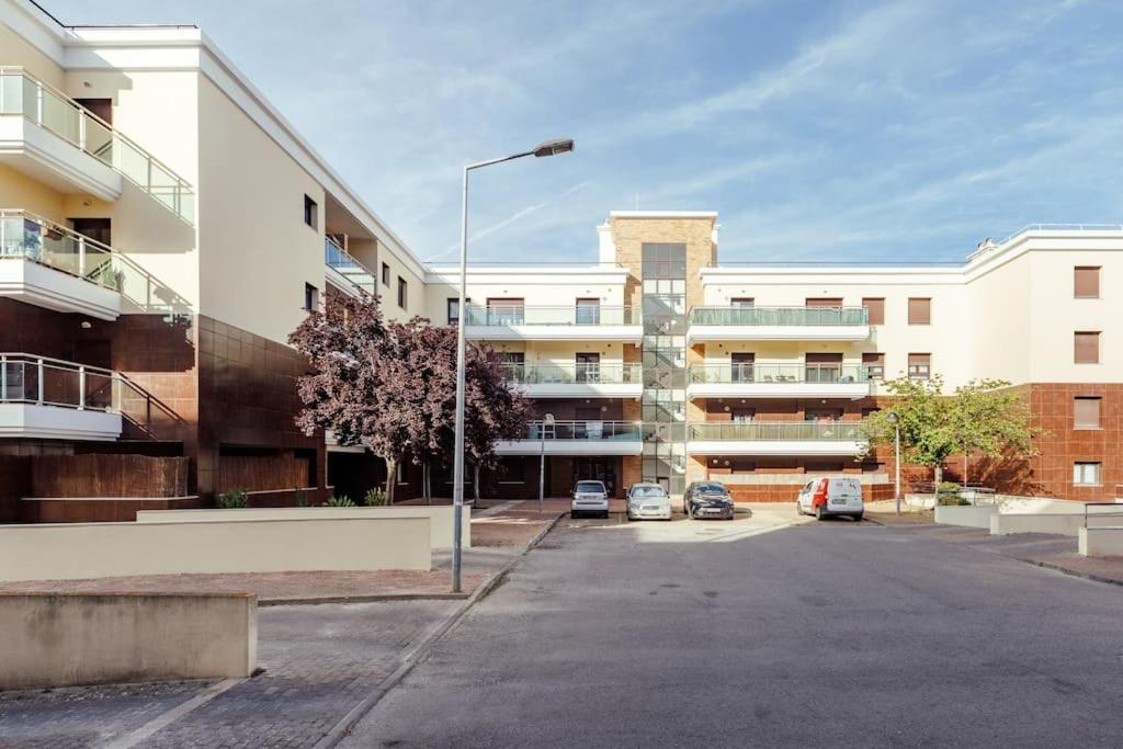 Charmoso Apartamento Sacavém エクステリア 写真