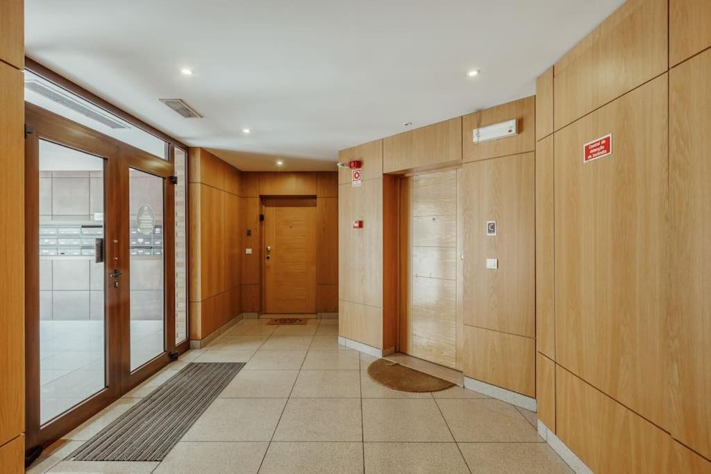 Charmoso Apartamento Sacavém エクステリア 写真