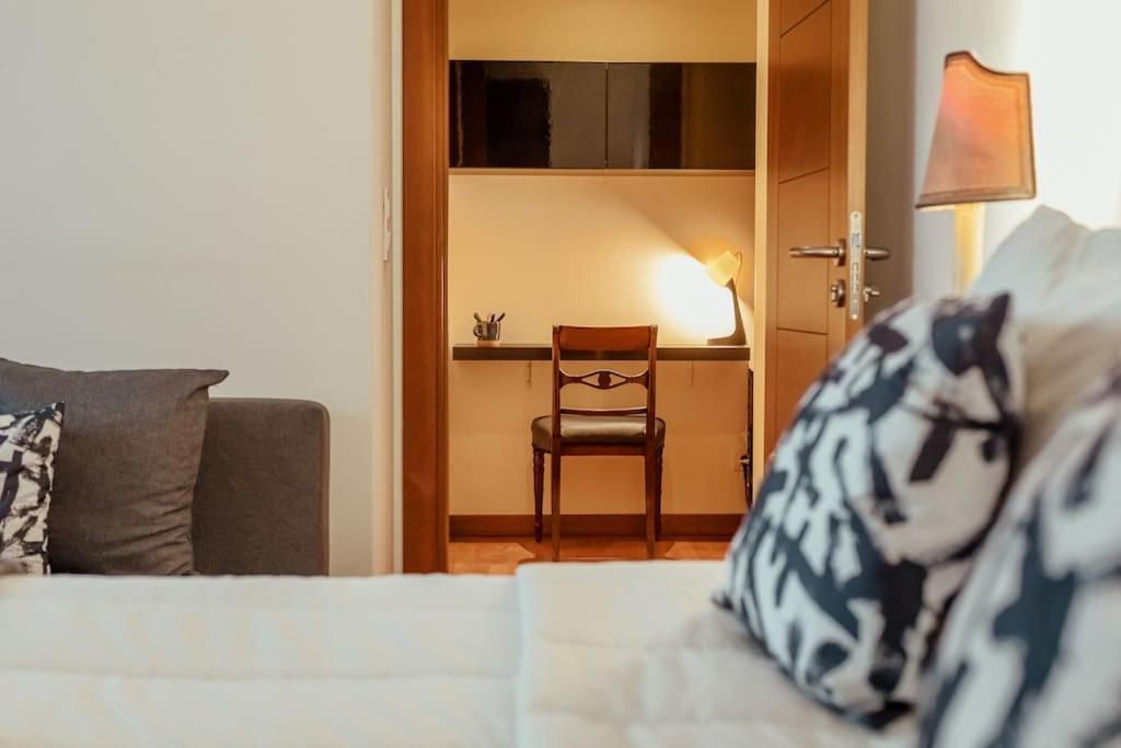 Charmoso Apartamento Sacavém エクステリア 写真